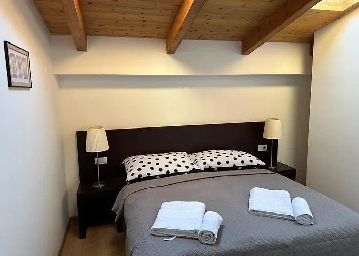 Riverside Palace Suites